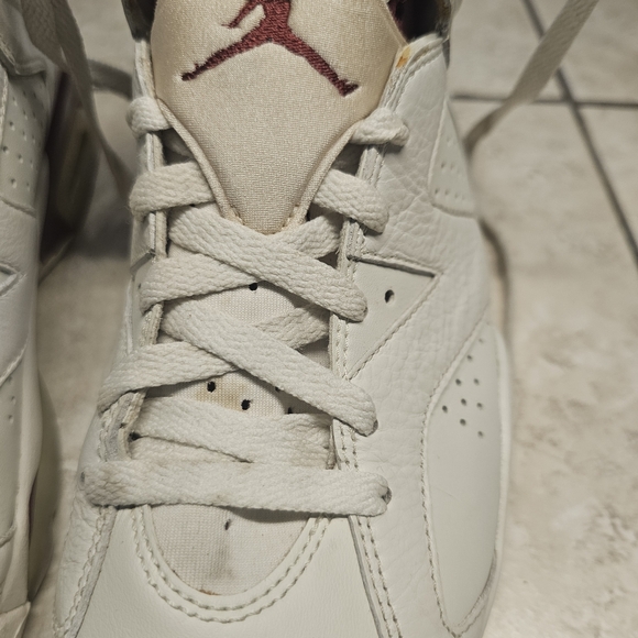 Air Jordan 6 Retro Maroon Nike 8 - Picture 3 of 10